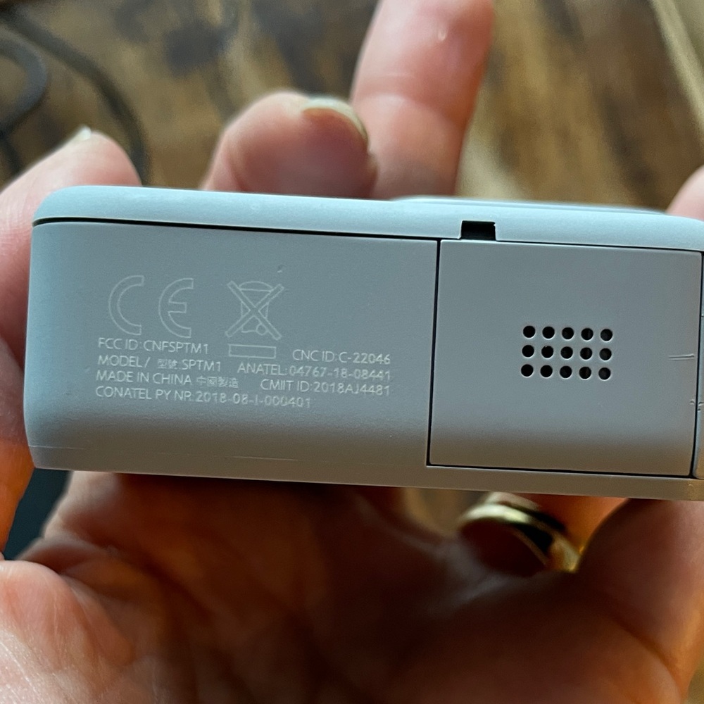 GoPro Hero7 White Action Camera Set - Picture 5 of 7